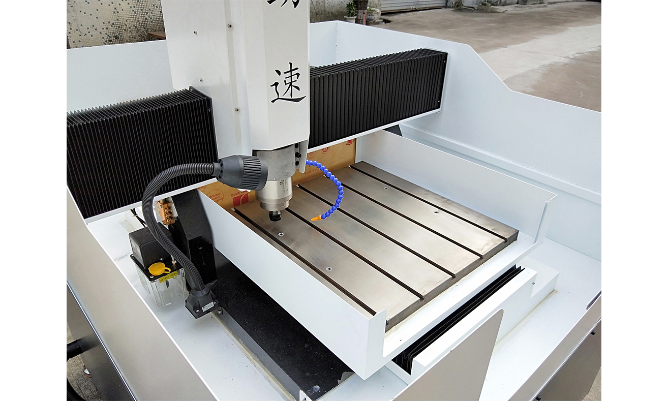 JS-660B半包型精雕機 JS-660B半包型精雕機